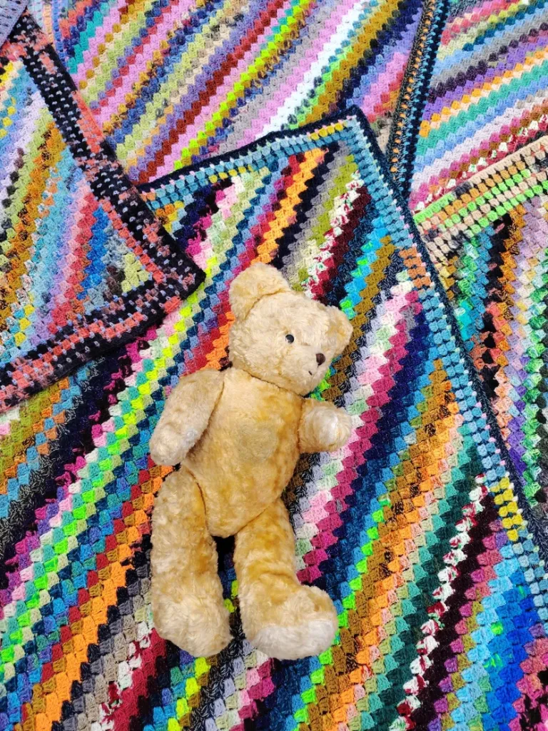 Virkattu Sitipriti-peitto (video-ohje)